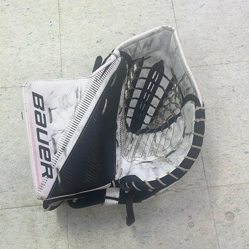Used Bauer Supreme S27 Senior Catcher