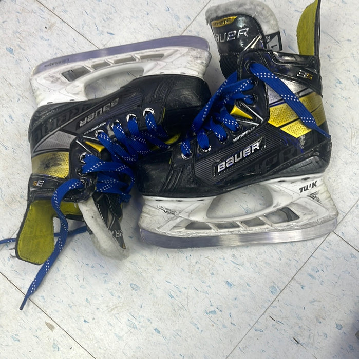 Used Bauer Supreme 3S Size 1 EE Player Skates