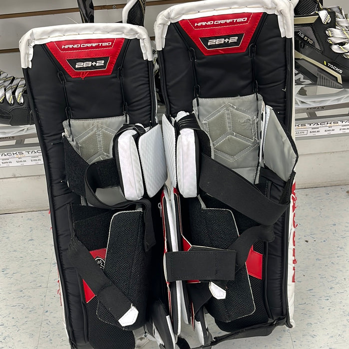 Used Vaughn Velocity V9 28+2 Goalie Pads