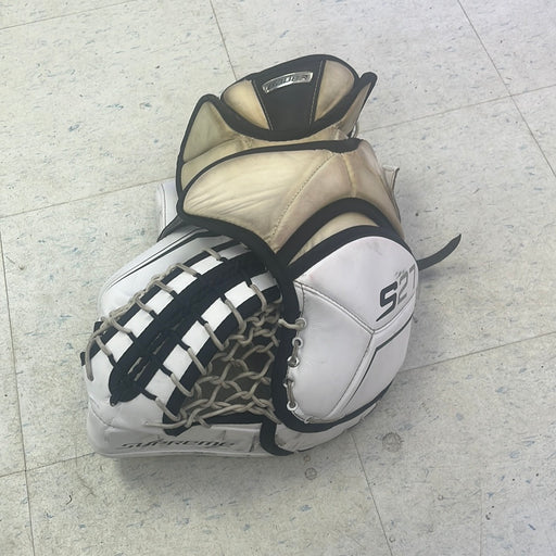 Used Bauer Supreme S27 Senior Catcher