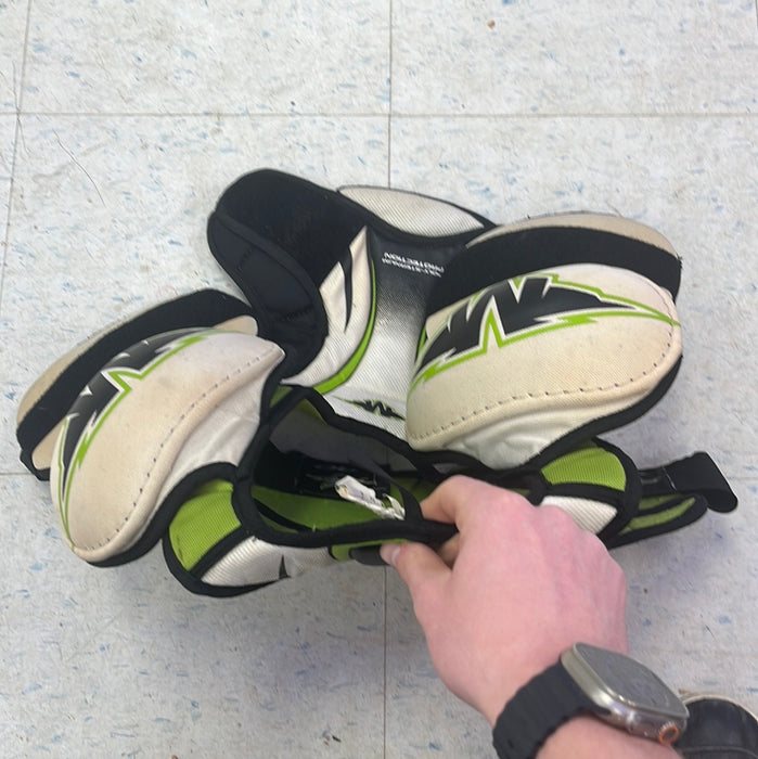 Used Mission Fuel 70 Junior Small Shoulder Pads