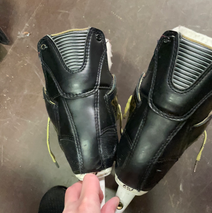 Used Graf Supra 707 6W Player Skates