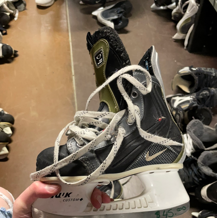 Used Nike Quest 4 1.5D Skates