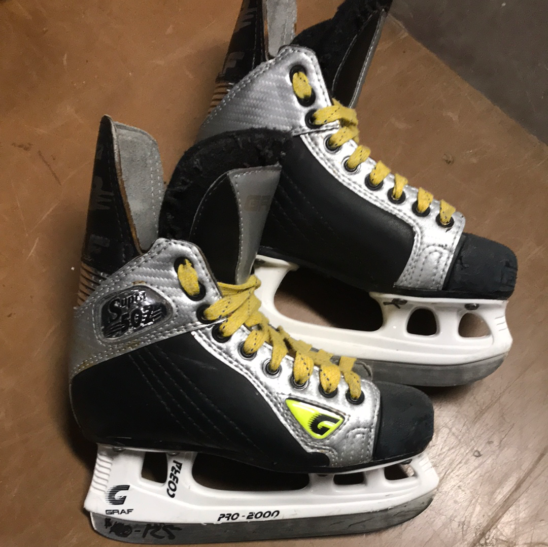 Used Graf Supra 502 2D Skates Crow's Sports
