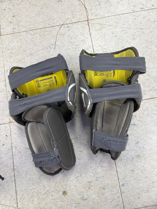 Used Warrior R/G4 Junior  Knee Pads