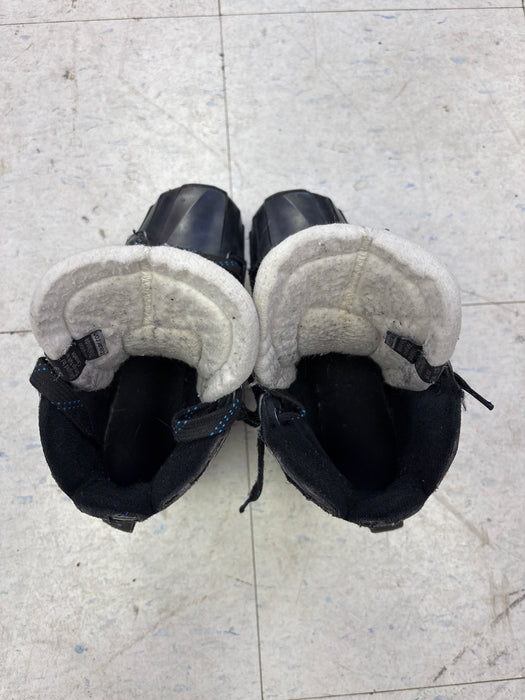 Used Bauer Vapor X700 Size 2.0D Goal Skates