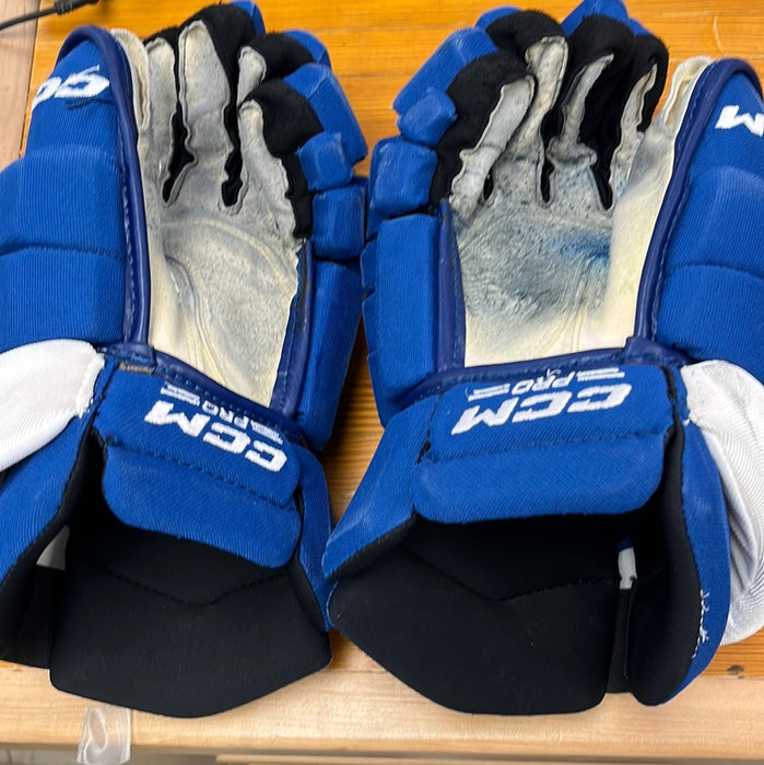 Used CCM Pro Stock 14” Gloves - J. Slavin