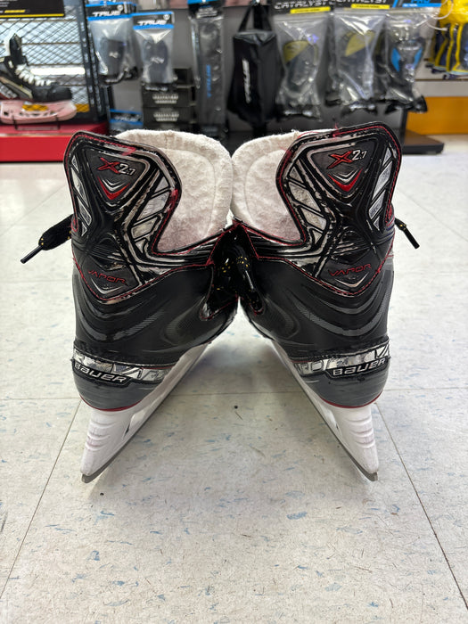 Used Bauer Vapor x2.7 Size 4.0 D Skates