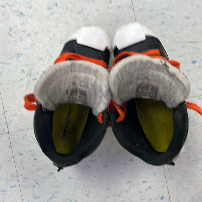 Used CCM Tacks 9060 Size 2 Goal Skates