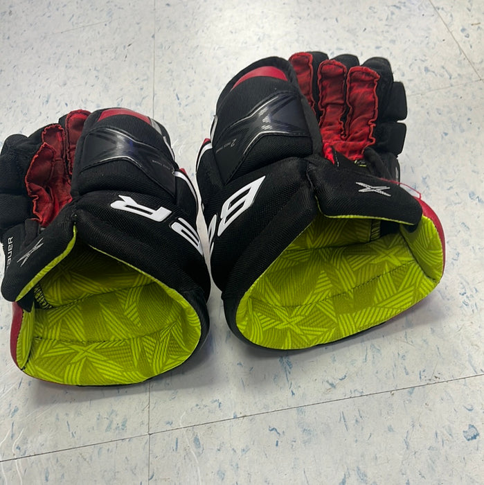 Used Bauer Vapor X2.9 12” Gloves
