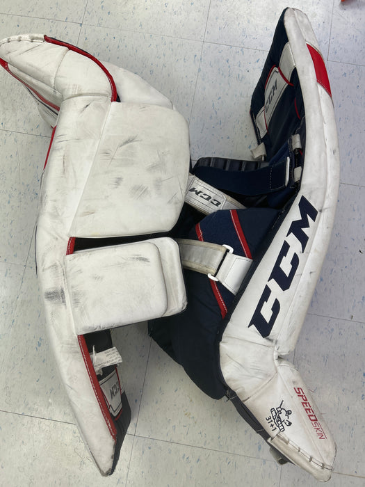 Used CCM Axis 1.9 Intermediate Goal Pads