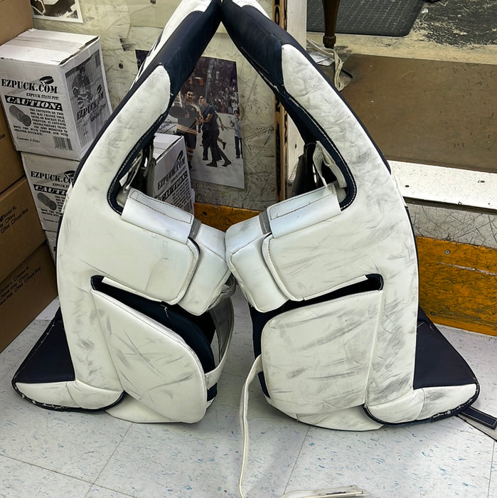 Used CCM Axis 2.9 32+1 Goal Pads