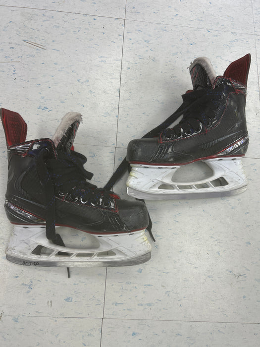 Used Bauer Vapor X2.7 Junior Player Skates 2.5D