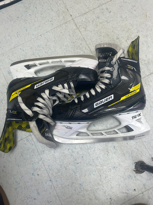 Used Bauer Supreme M3 Size 8.5 Skates