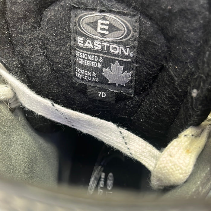 Used Easton Synergy 500 Size 7 Player Skates