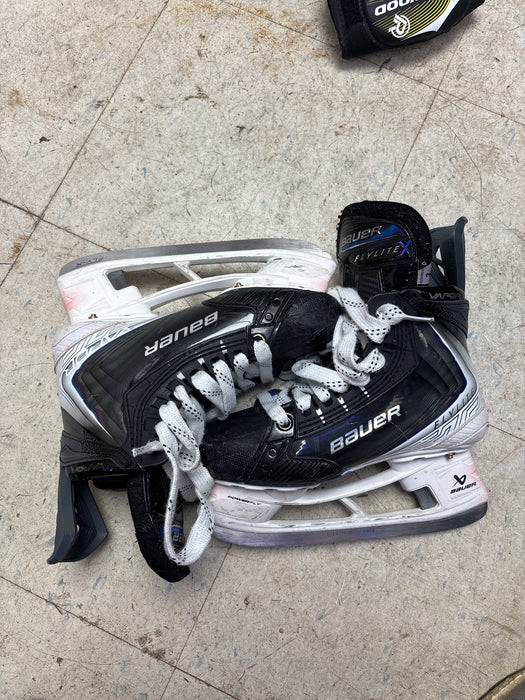 Used Bauer Vapor Flylite Size 3.0D Skates