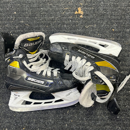 Used Bauer Supreme 3S Pro Size 3 Player Skates