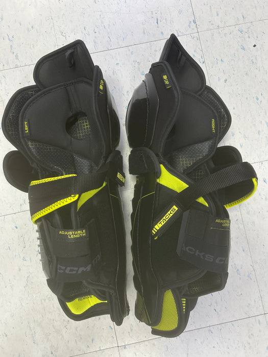 Demo CCM Tacks XF Senior Shin Guards