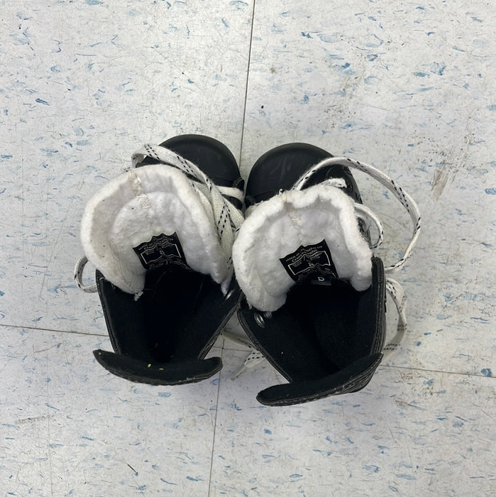 Used CCM RibCore XT Size 8 Youth Skates