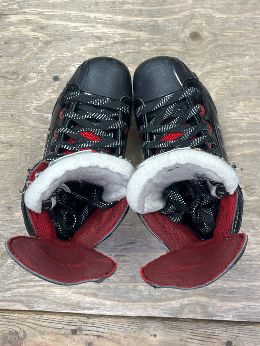 Used Bauer Vapor X800 Size 1.5 Skates