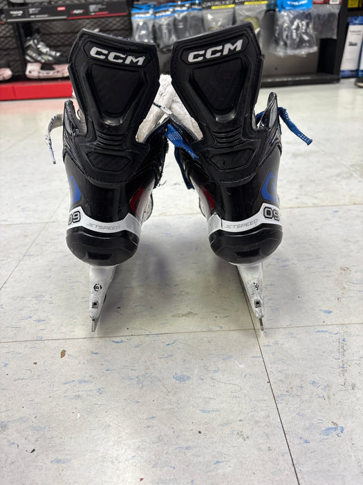 Used CCM Jetspeed FT680 Junior 3.5 D Skate