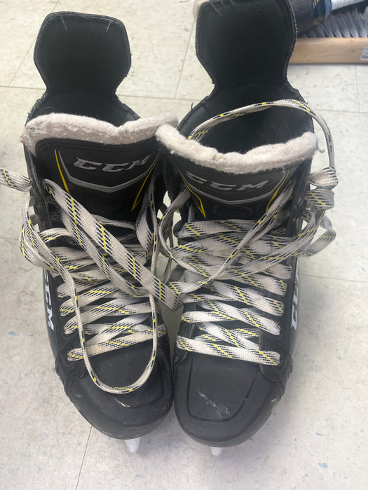 Used CCM Tacks 9060 Size 8 Skates