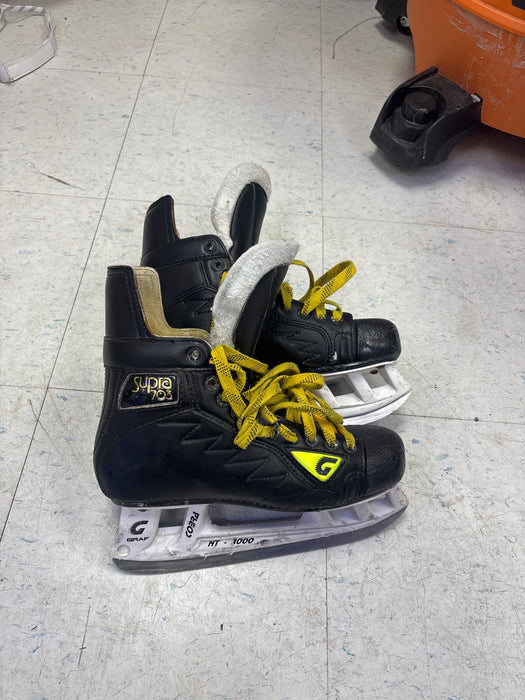 Used Graf Supra 703 Size 7.5 Skates
