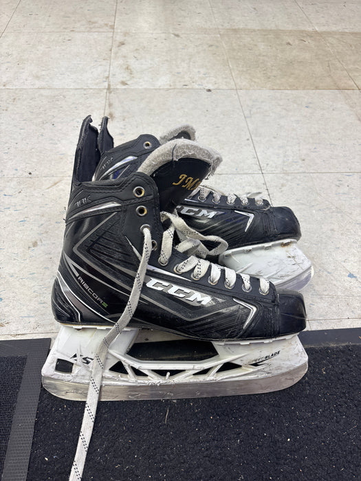 Used CCM Ribcor 70k Size 8.75 Senior Skates