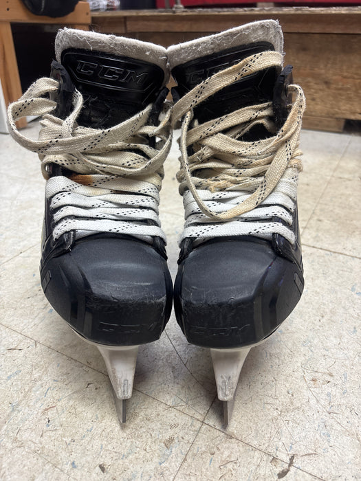 Used CCM Super Tacks 9370 Size 6.0 Goal Skates