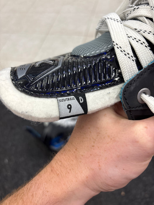 Used Bauer X Size 9.0D Skates