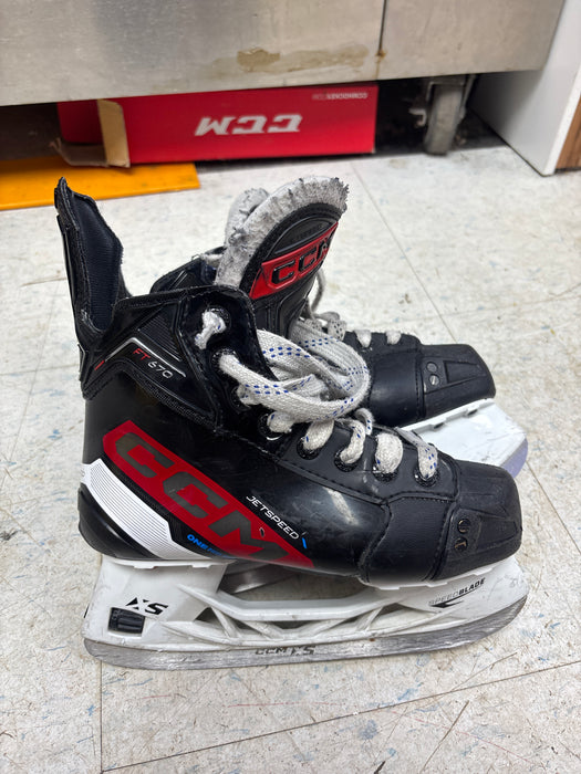 Used CCM JetSpeed FT670 Size 2.0 Skates