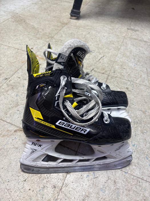 Used Bauer Supreme M4 Size 2.0D Skates