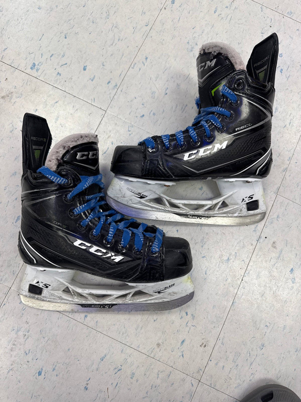 Used CCM Ribcore 78K 2D Player Skates — Crow's Sports Hockey