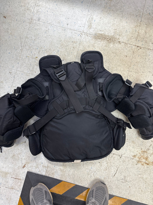Used McKenney Pro Spec Junior Small Chest Protector