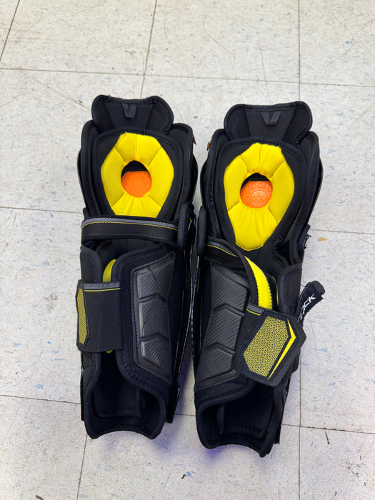 Used CCM Tacks 6052 14" Shin Guards