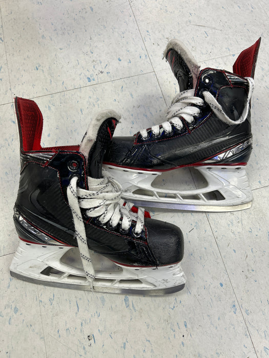 Used Bauer Vapor X2.7 Intermediate Player Skates
