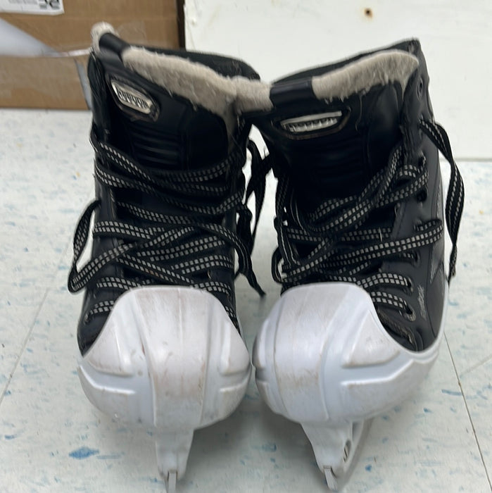 Used Reebok 12K Size 2 Goal Skates