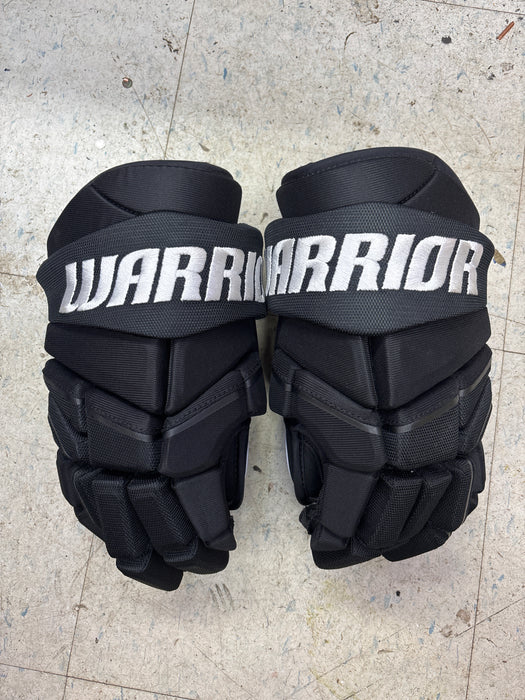 Used Warrior Alpha LX30 Senior 14” Gloves