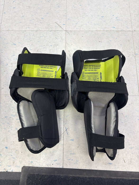 Used Warrior Ritual X4 E+ Senior Knee Guards