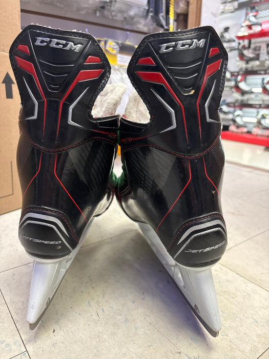 Used CCM JetSpeed 270 Size 9.5D Skates