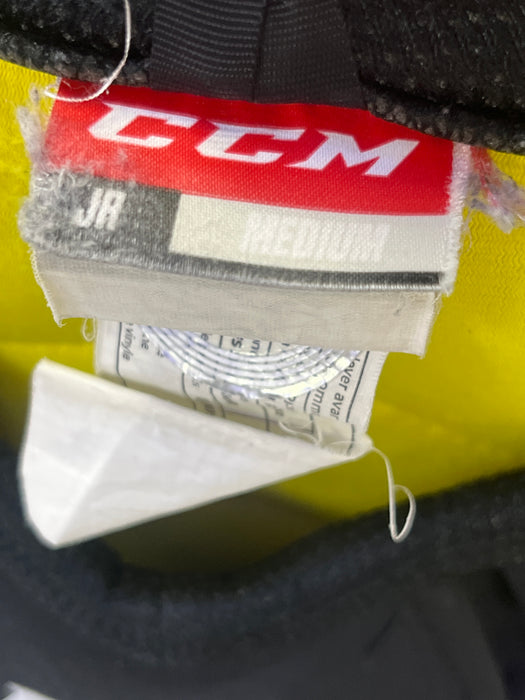 Used CCM Tacks 9040 Junior Medium Shoulder Pads
