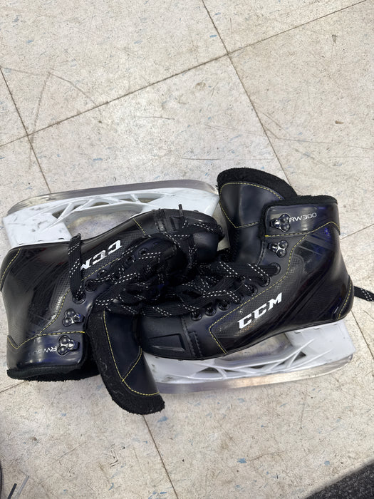 Used CCM RW300 Skates Size 6.0D