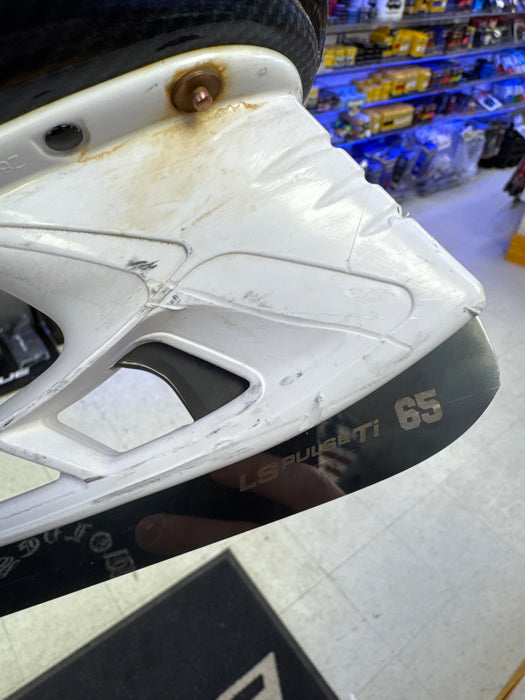 Used Bauer Mach Size 9.75 Pro Stock Skates