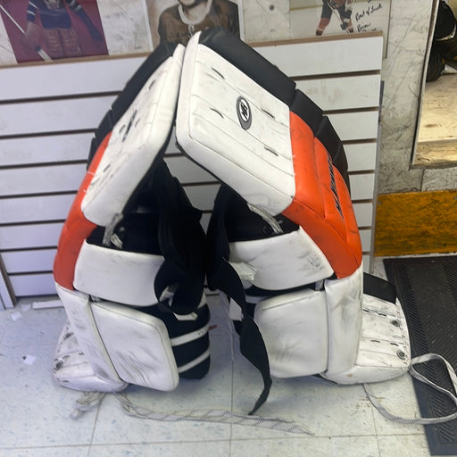 Used McKenney Instinct 890 33+2 Goal Pads