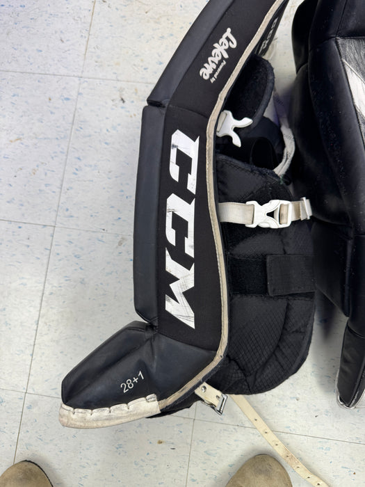 Used CCM E3.5 Junior 28” Leg Pads