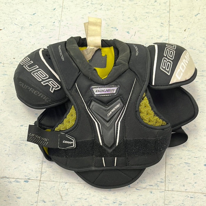 Used Bauer Supreme Comp Junior Small Shoulder Pads