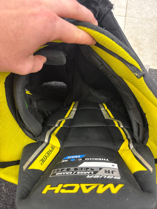 Used Bauer Mach Junior Large Pants