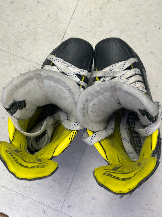 Used Bauer Supreme M4 Size 7 Skates