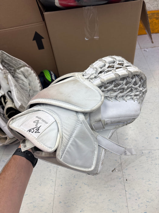 Used Bauer S23 GSX Intermediate Catcher