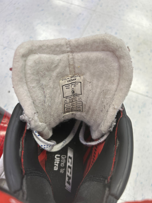 Used CCM JetSpeed FT4 Senior Player Skates